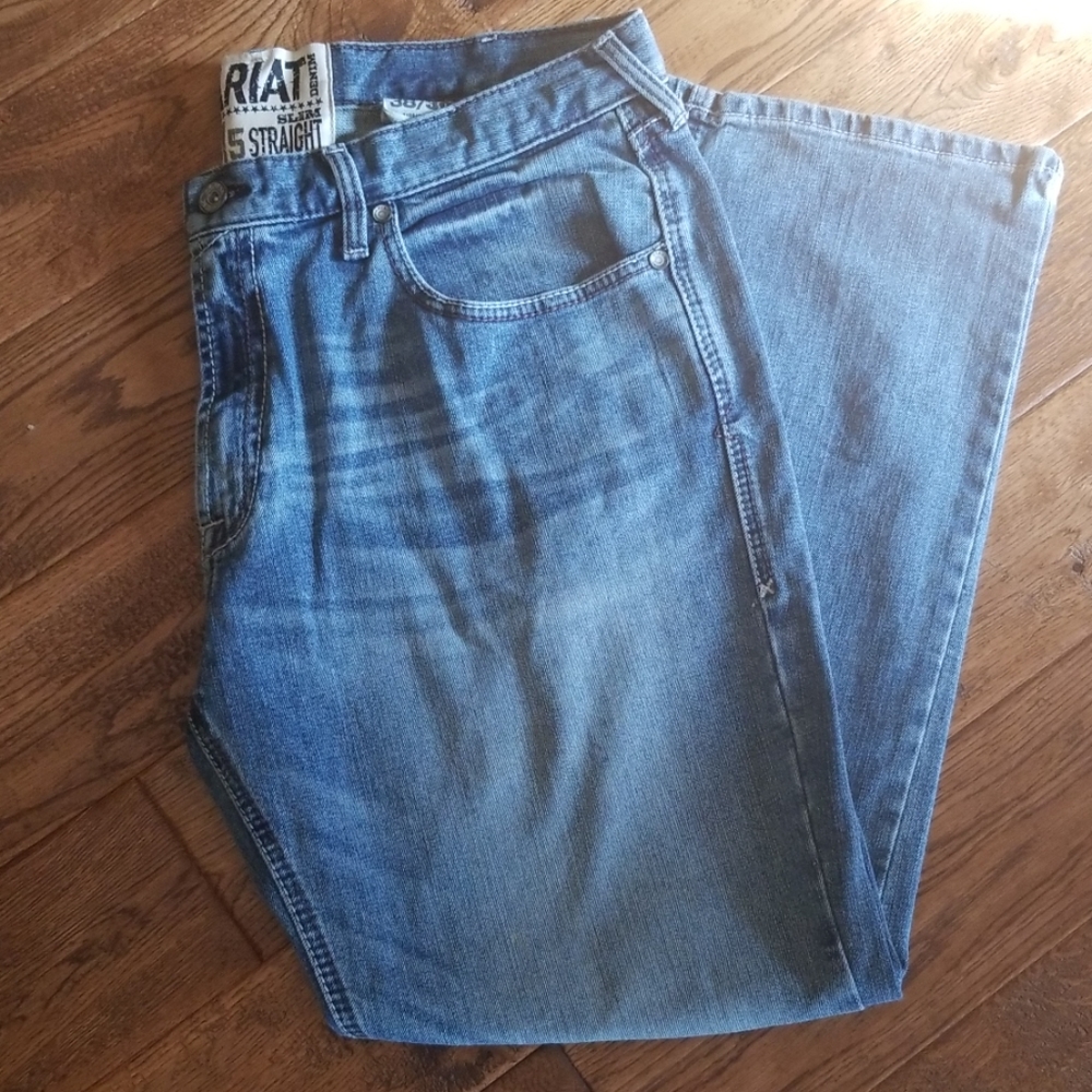 Ariat M5 Straight Slim